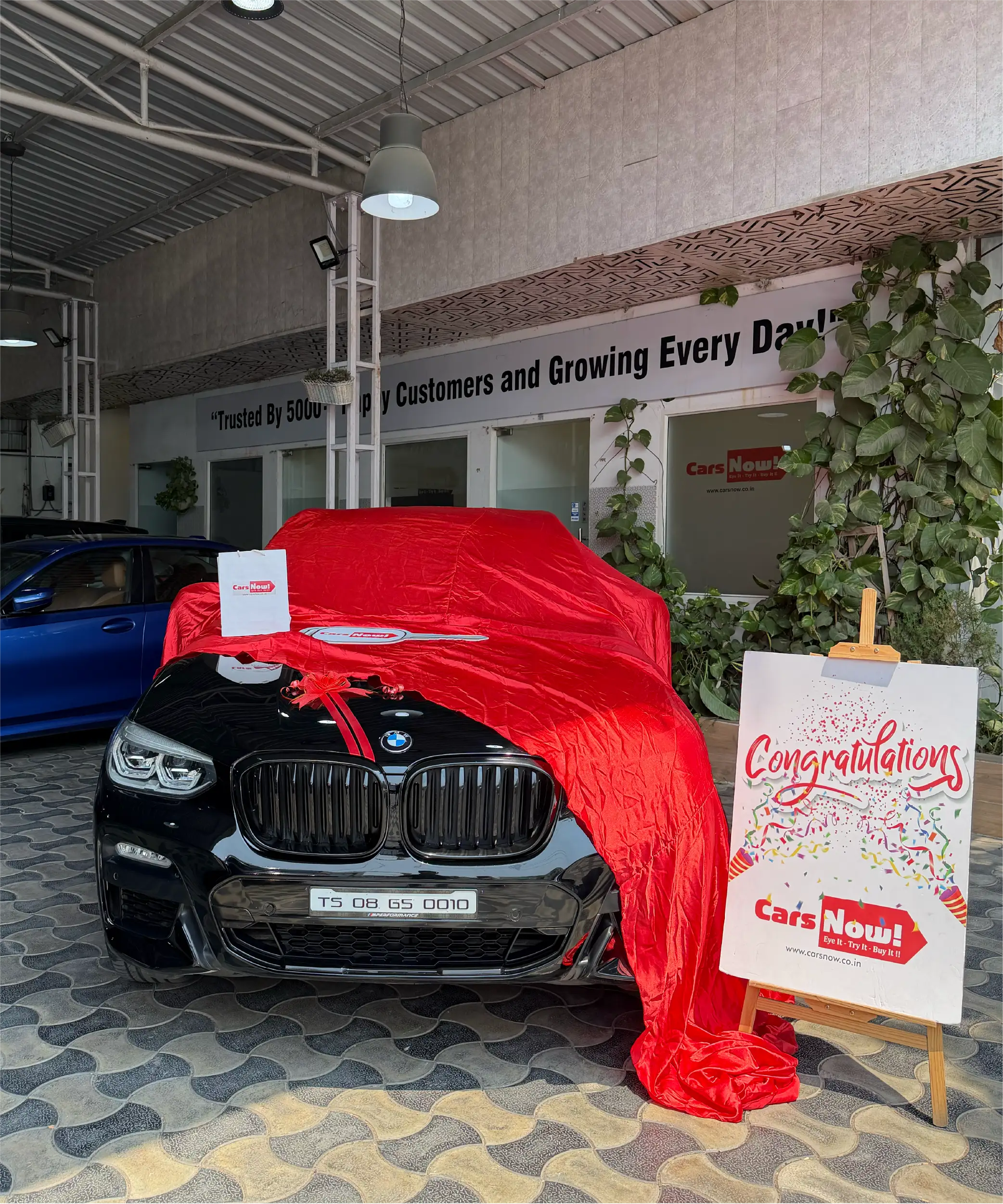 CarsNow Family - BMW-X4-Delivery
