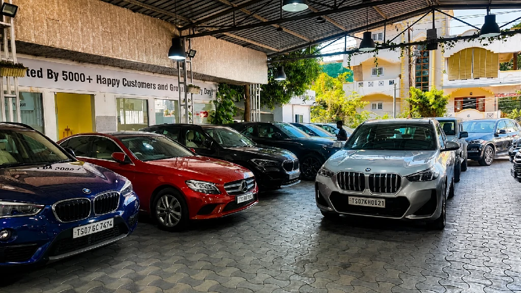 Showroom exterior