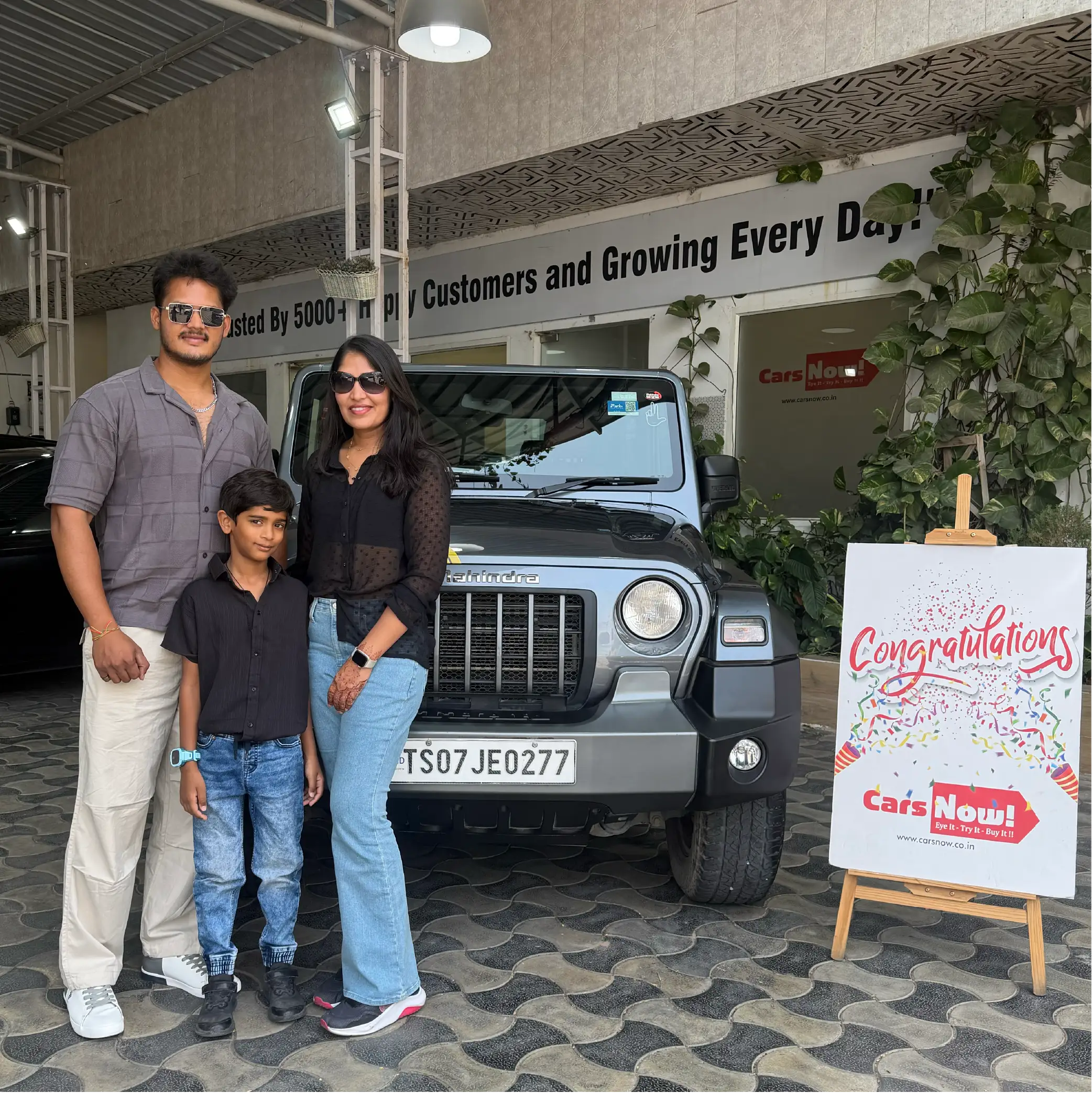 CarsNow Family - Thar-Delivery
