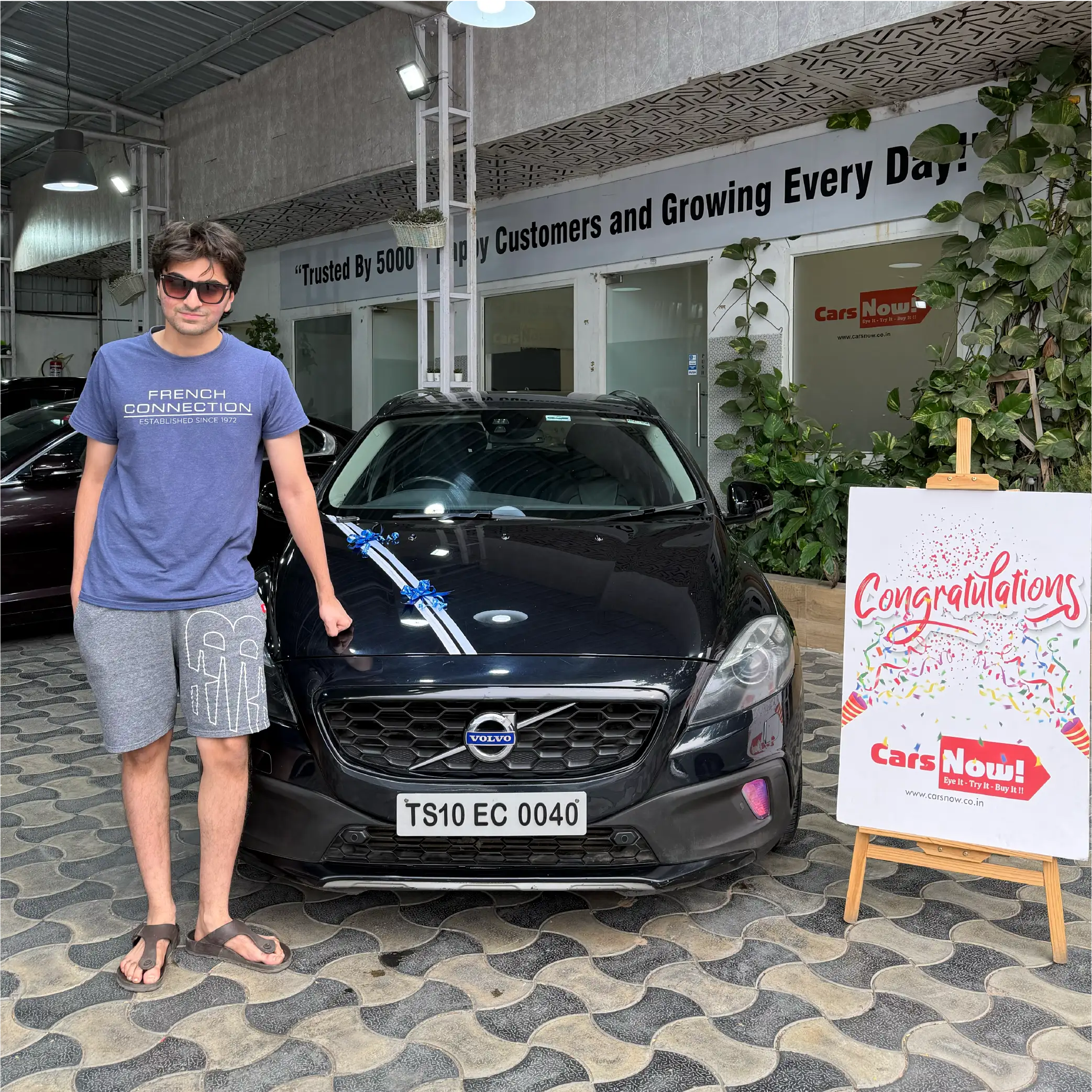 CarsNow Family - Volvo-XC-40-Delivery